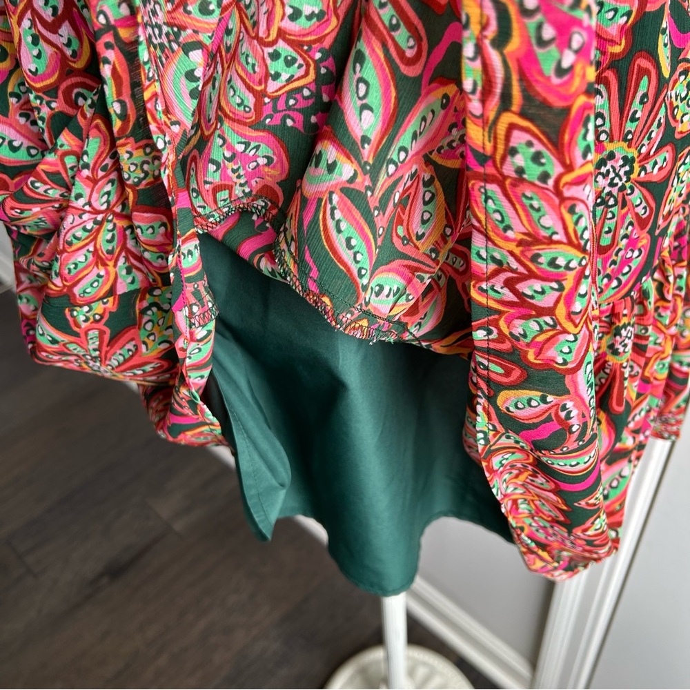 J. Crew Paisley Chiffon Dress Size 0 | Flutter Sleeves | V-Neck | Spring/Summer - Picture 9 of 11